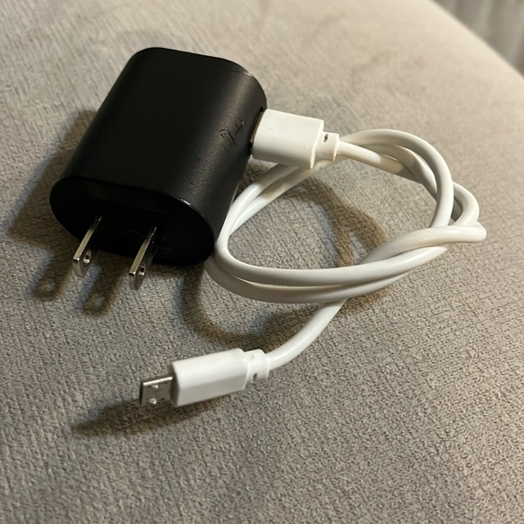 EUC - Micro-USB A w/ Wall Charger - Picture 1 of 2